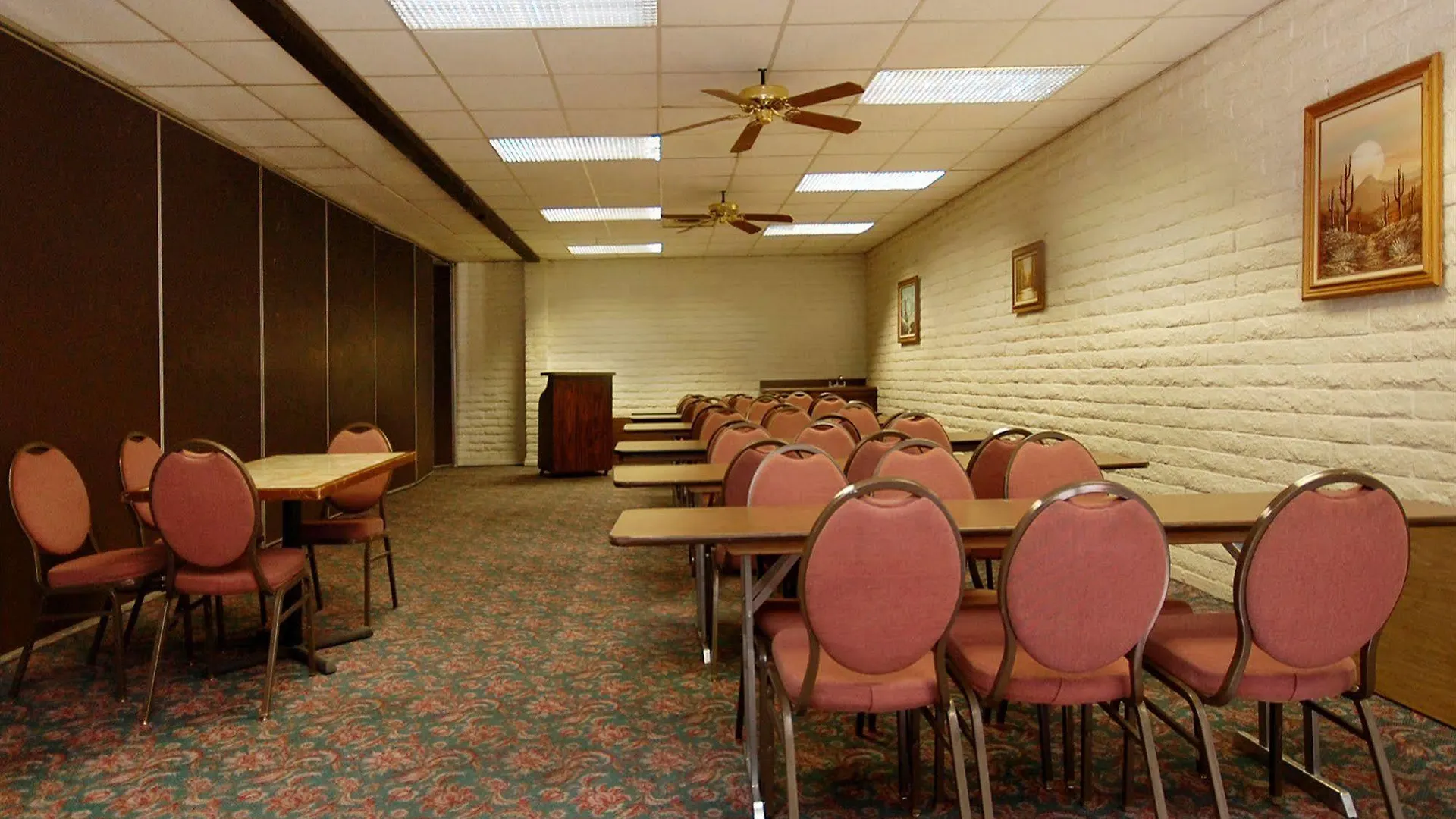 Hotel Ramada By Wyndham Tempe Near Asu